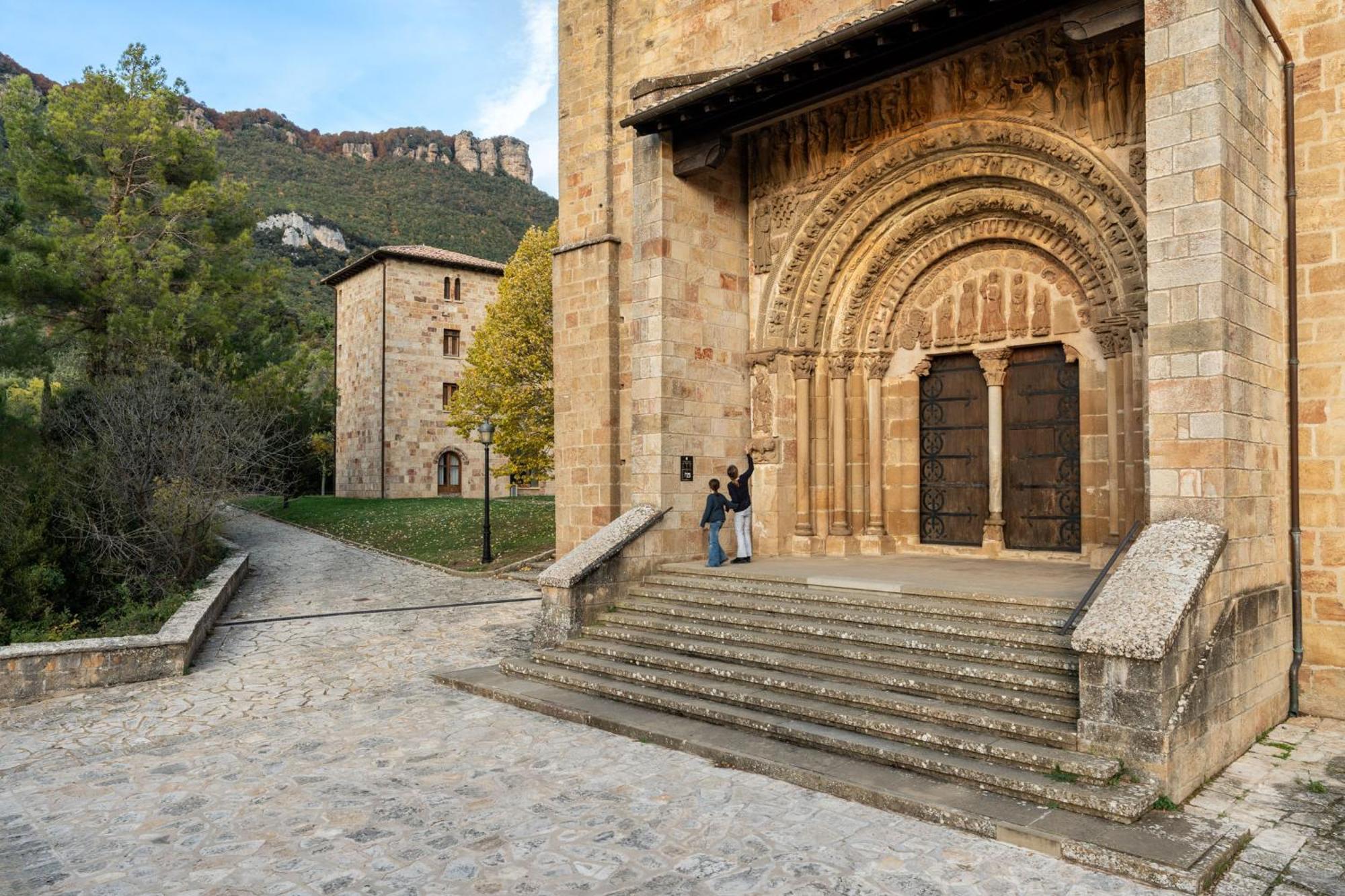 Parador De Sos Del Rey Catolico Exterior photo